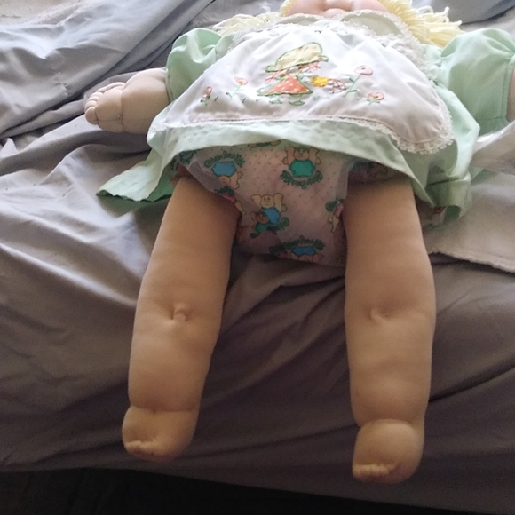 Hand made cabbage patch doll - Picture 4 of 6